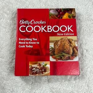 Betty Crocker Cookbook New Edition - Ring Binder Hard Cover 2005